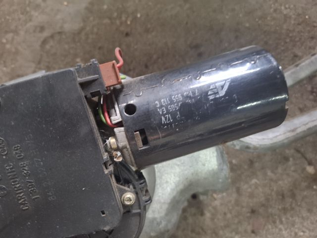 bontott VW SHARAN Első Ablaktörlő Szerkezet Motorral