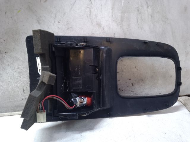 bontott VW SHARAN Első Hamutartó