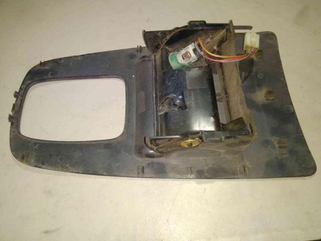 bontott VW SHARAN Első Hamutartó