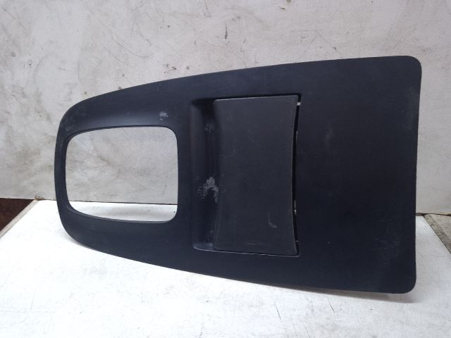 bontott VW SHARAN Első Hamutartó