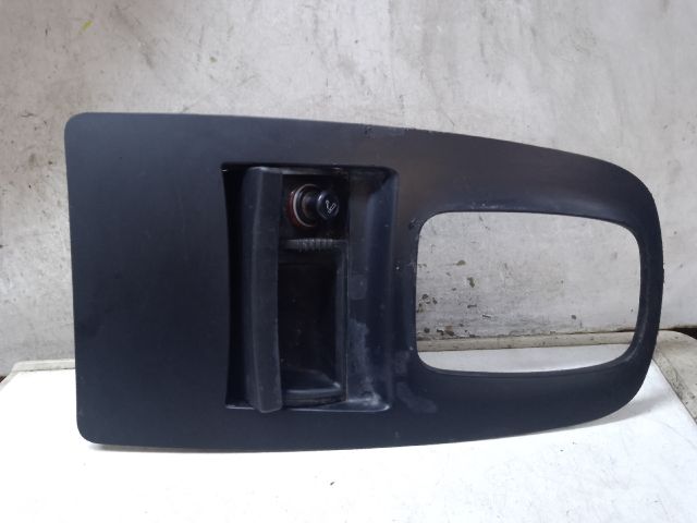 bontott VW SHARAN Első Hamutartó