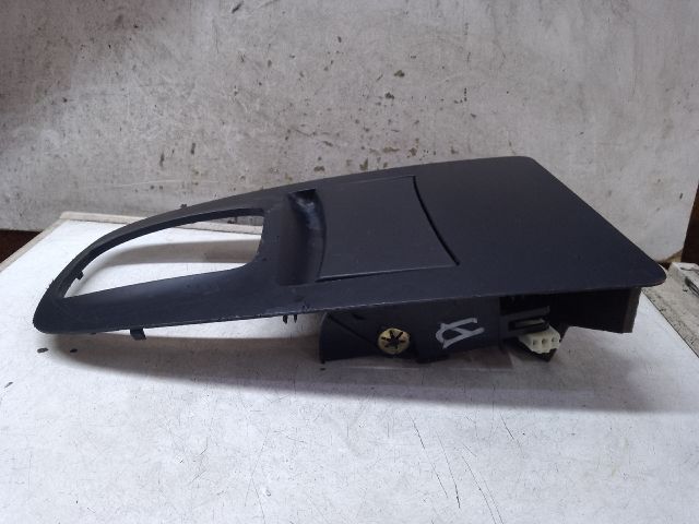 bontott VW SHARAN Első Hamutartó