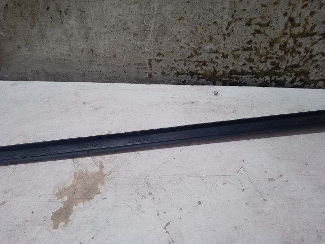 bontott VW SHARAN Első Szélvédő Jobb Díszléc