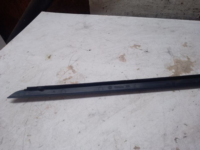 bontott VW SHARAN Első Szélvédő Jobb Díszléc