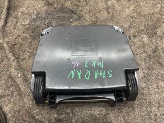 bontott VW SHARAN Első Tároló Rekesz