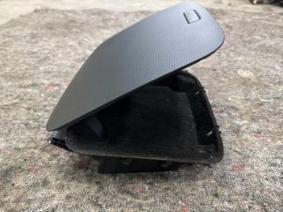 bontott VW SHARAN Első Tároló Rekesz