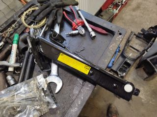 bontott VW SHARAN Emelő