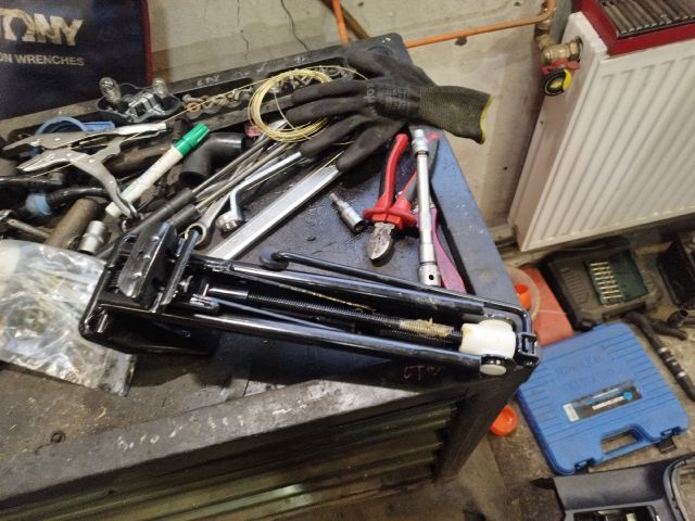 bontott VW SHARAN Emelő