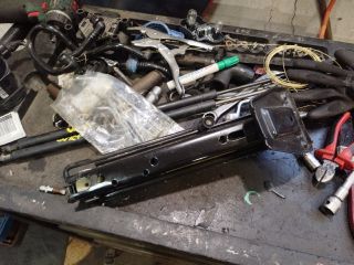 bontott VW SHARAN Emelő