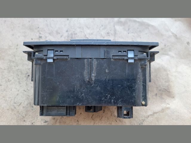 bontott VW SHARAN Fűtéskapcsoló (manuális klímás)