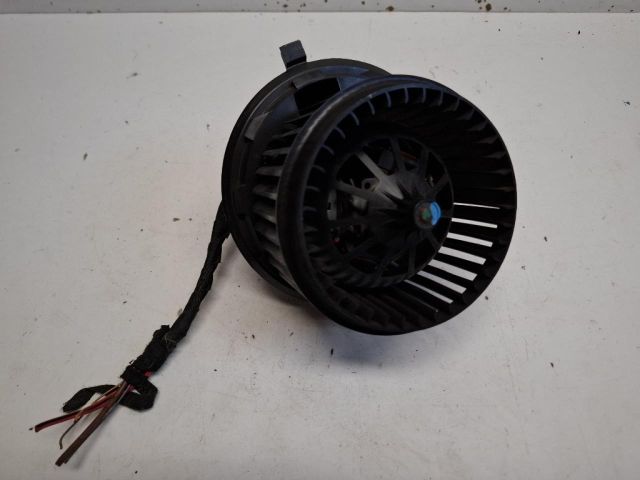 bontott VW SHARAN Fűtőmotor (Klímás)