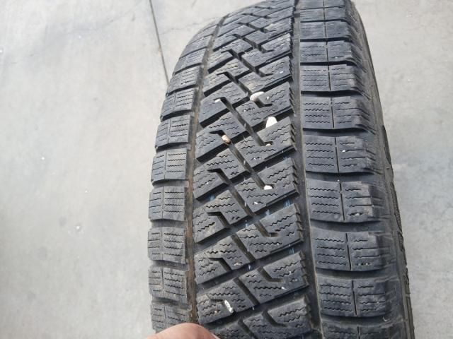 bontott VW SHARAN Gumiabroncs (1 db)