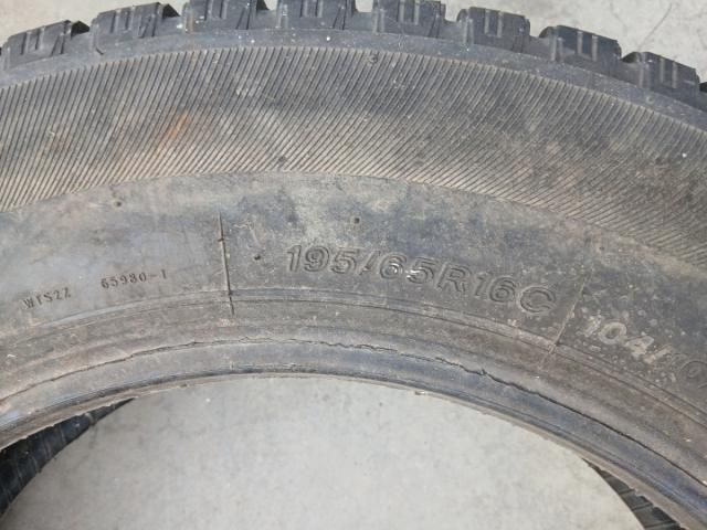 bontott VW SHARAN Gumiabroncs (1 db)