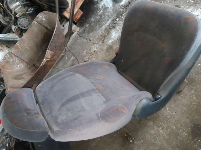 bontott VW SHARAN Harmadik sor Középső Ülés