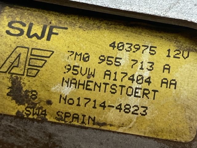 bontott VW SHARAN Hátsó Ablaktörlő Motor