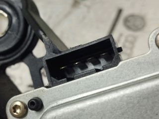 bontott VW SHARAN Hátsó Ablaktörlő Motor