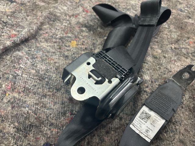 bontott VW SHARAN Hátsó középső Biztonsági Öv