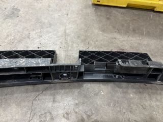 bontott VW SHARAN Hátsó középső Lökhárító Tartó (Műanyag)