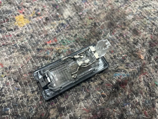 bontott VW SHARAN Hátsó Rendszámtábla Világítás