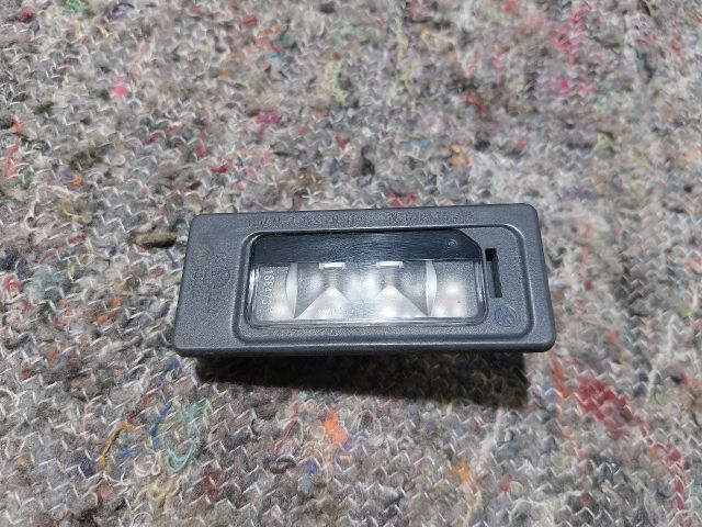 bontott VW SHARAN Hátsó Rendszámtábla Világítás