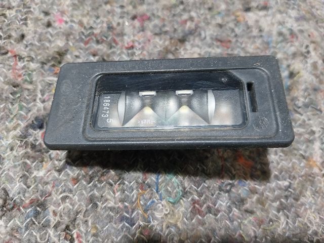 bontott VW SHARAN Hátsó Rendszámtábla Világítás