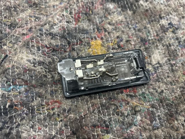 bontott VW SHARAN Hátsó Rendszámtábla Világítás