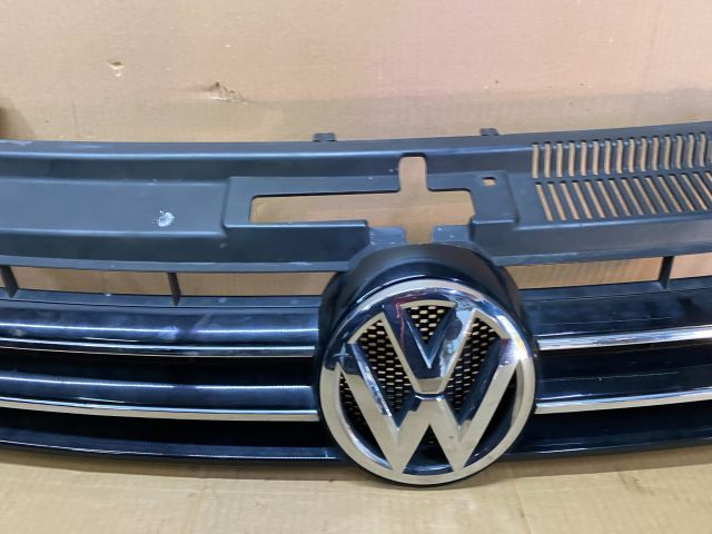 bontott VW SHARAN Hűtőrács