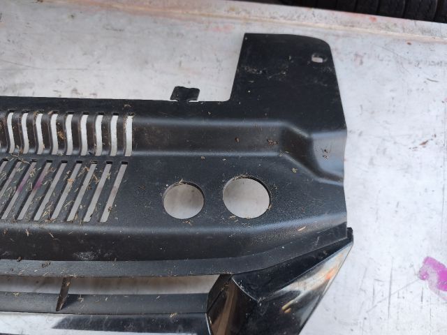 bontott VW SHARAN Hűtőrács