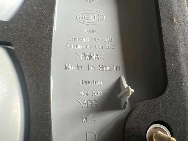 bontott VW SHARAN Jobb Belső Hátsó Lámpa