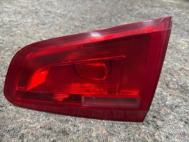 bontott VW SHARAN Jobb Belső Hátsó Lámpa