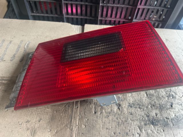 bontott VW SHARAN Jobb Belső Hátsó Lámpa