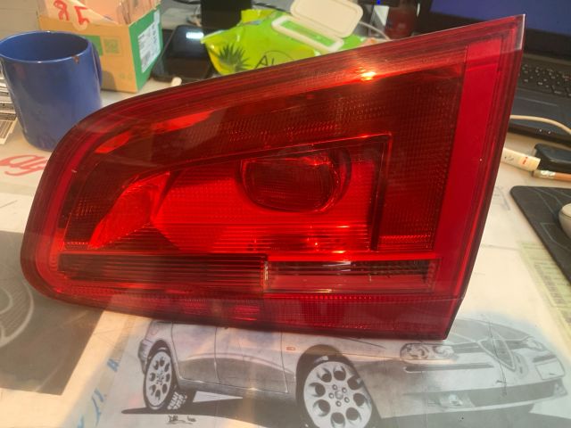 bontott VW SHARAN Jobb Belső Hátsó Lámpa