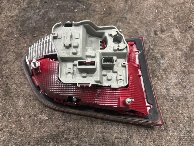 bontott VW SHARAN Jobb Belső Hátsó Lámpa