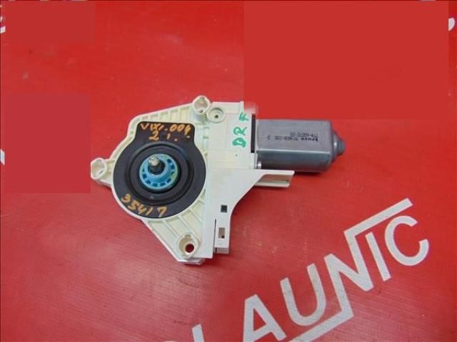 bontott VW SHARAN Jobb első Ablakemelő Motor