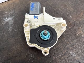 bontott VW SHARAN Jobb első Ablakemelő Motor