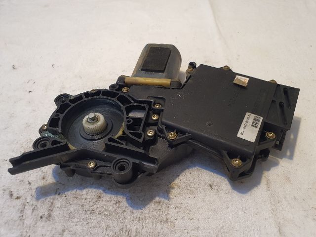 bontott VW SHARAN Jobb első Ablakemelő Motor