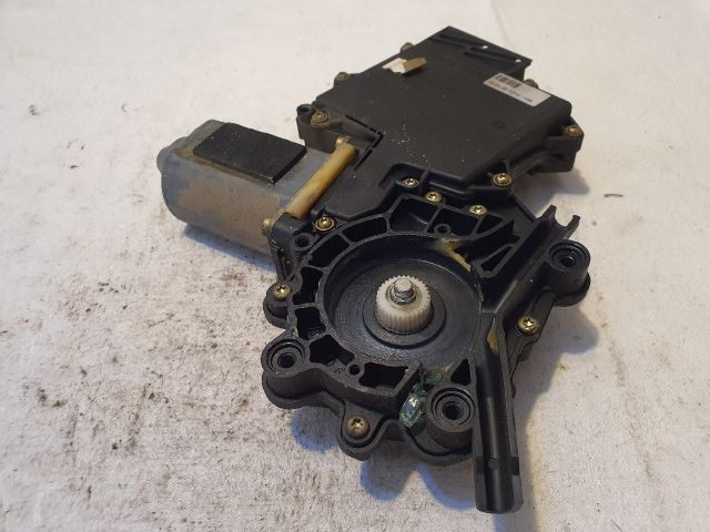 bontott VW SHARAN Jobb első Ablakemelő Motor