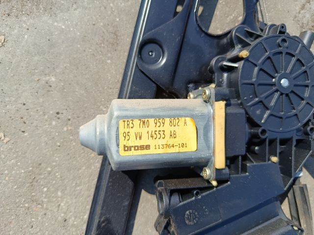 bontott VW SHARAN Jobb első Ablakemelő Szerkezet (Elektromos)