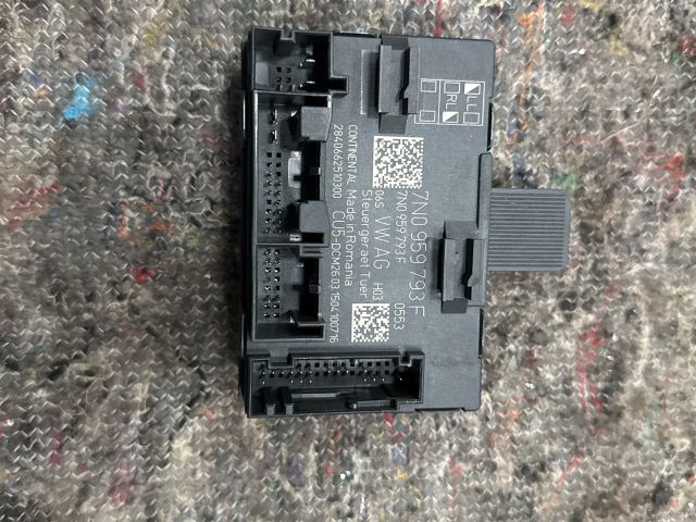 bontott VW SHARAN Jobb első Ajtó Vezérlőegység