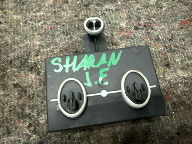 bontott VW SHARAN Jobb első Ajtó Vezérlőegység