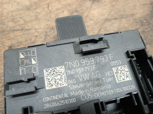 bontott VW SHARAN Jobb első Ajtó Vezérlőegység