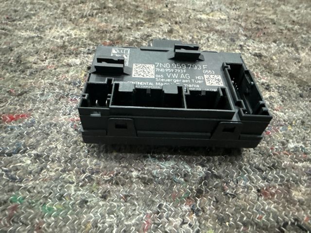 bontott VW SHARAN Jobb első Ajtó Vezérlőegység