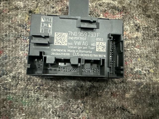 bontott VW SHARAN Jobb első Ajtó Vezérlőegység