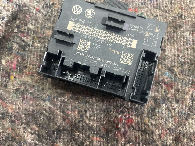 bontott VW SHARAN Jobb első Ajtó Vezérlőegység