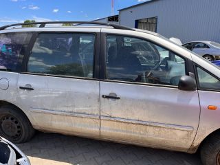 bontott VW SHARAN Jobb első Dobbetét (Kerékjárati, Műanyag)