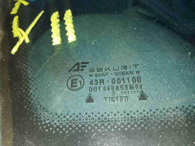 bontott VW SHARAN Jobb első Fixüveg (Ajtóban)