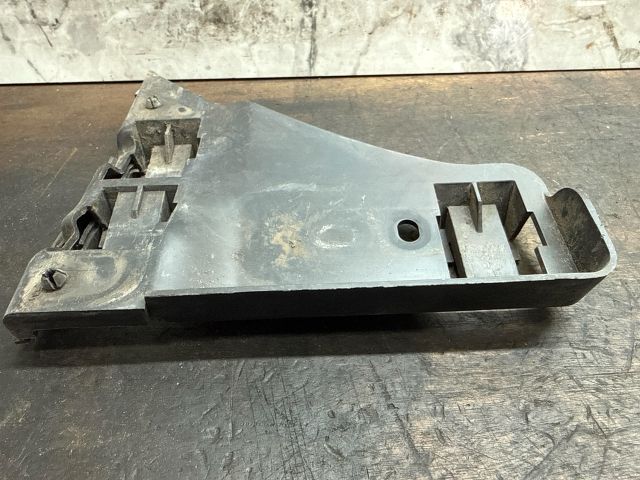 bontott VW SHARAN Jobb első Oldal Lökhárító Tartó (Műanyag)