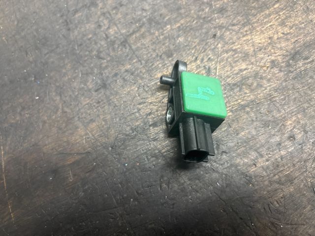 bontott VW SHARAN Jobb első Oldal Ütközés Érzékelő