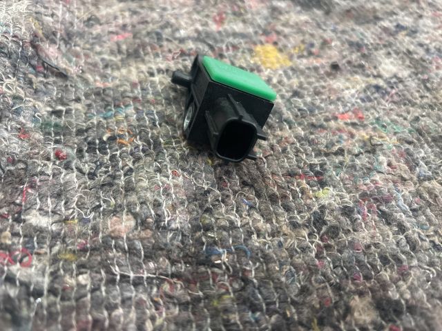 bontott VW SHARAN Jobb első Oldal Ütközés Érzékelő