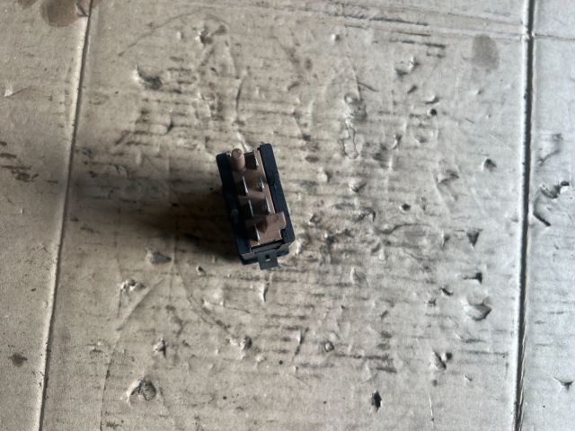 bontott VW SHARAN Jobb első Ülésfűtés Kapcsoló